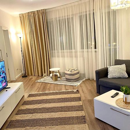 Апартаменти Moonlight Charming Shelter - 3Br 180º Balcony View Орадя Екстер'єр фото